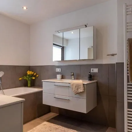 Appartement Of Isar Light - A Refined Alpine Retreat *